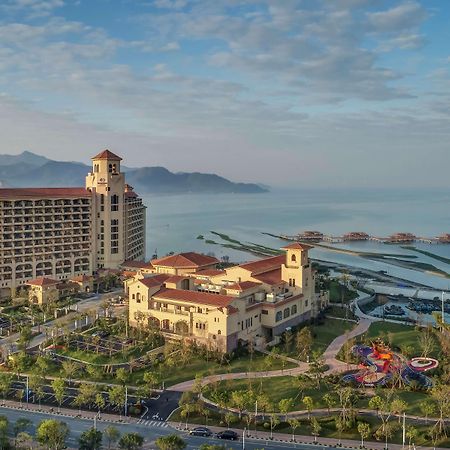 Doubletree By Hilton Huidong Resort Хуижоу Екстериор снимка