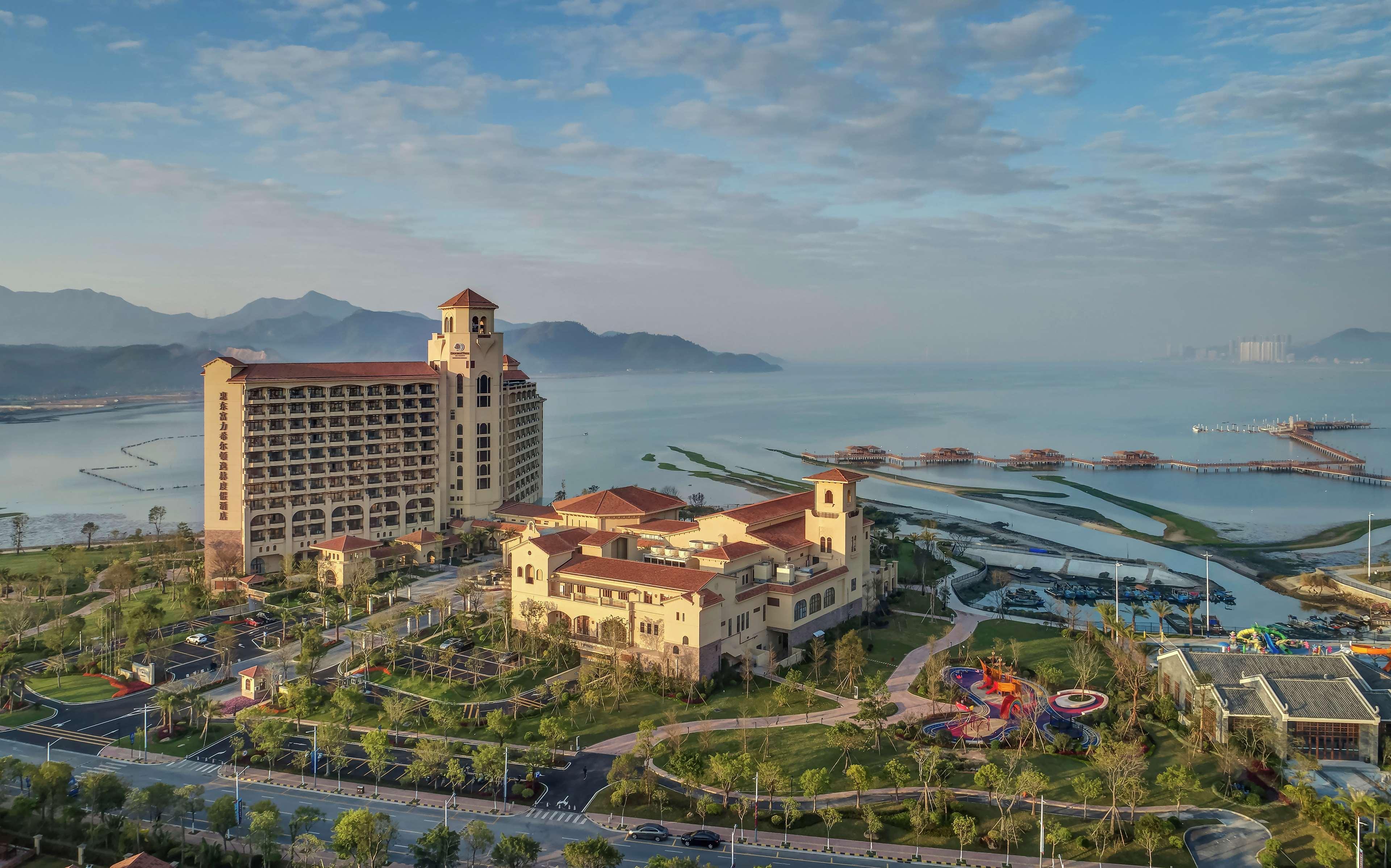Doubletree By Hilton Huidong Resort Хуижоу Екстериор снимка