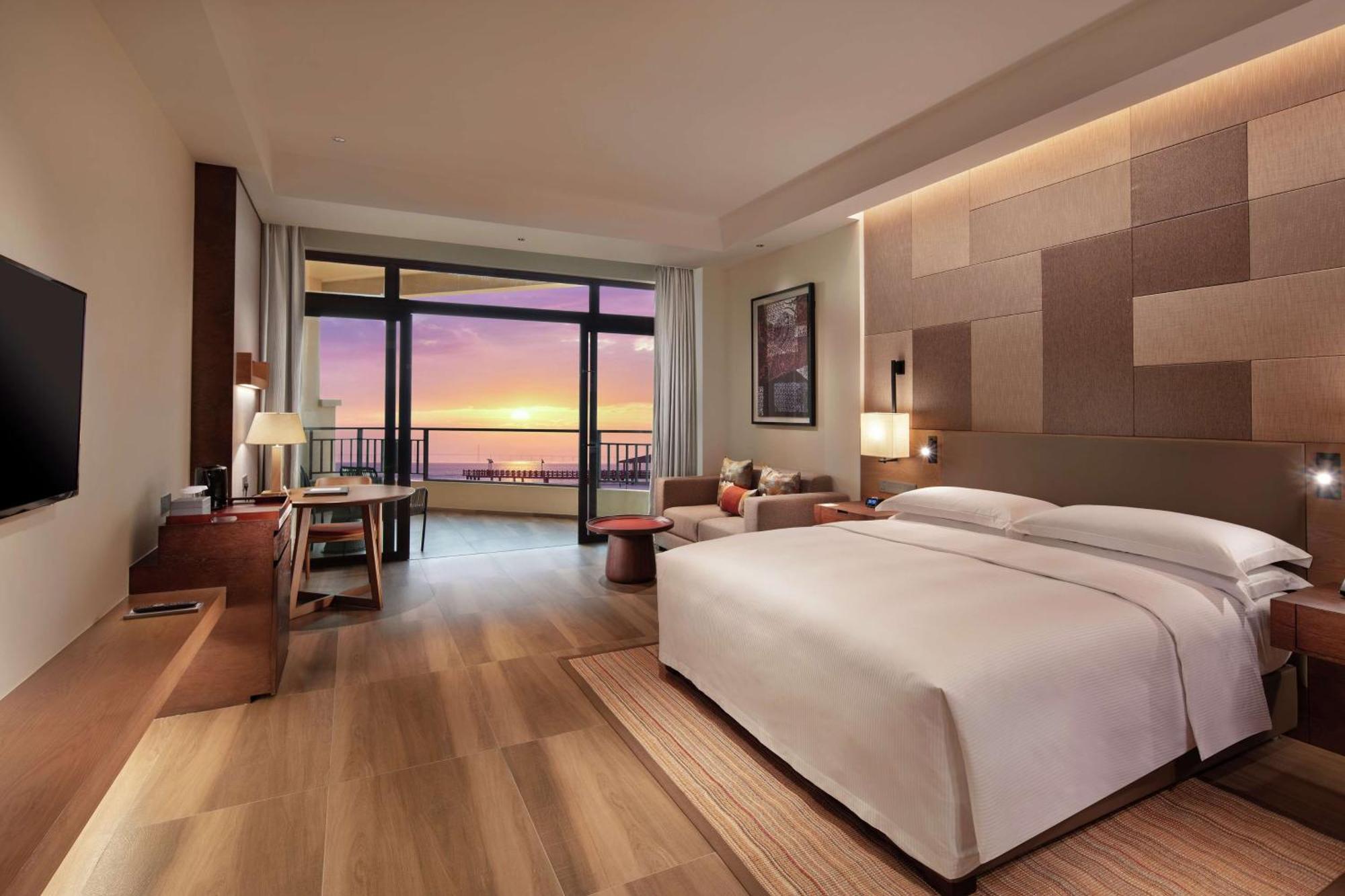 Doubletree By Hilton Huidong Resort Хуижоу Екстериор снимка