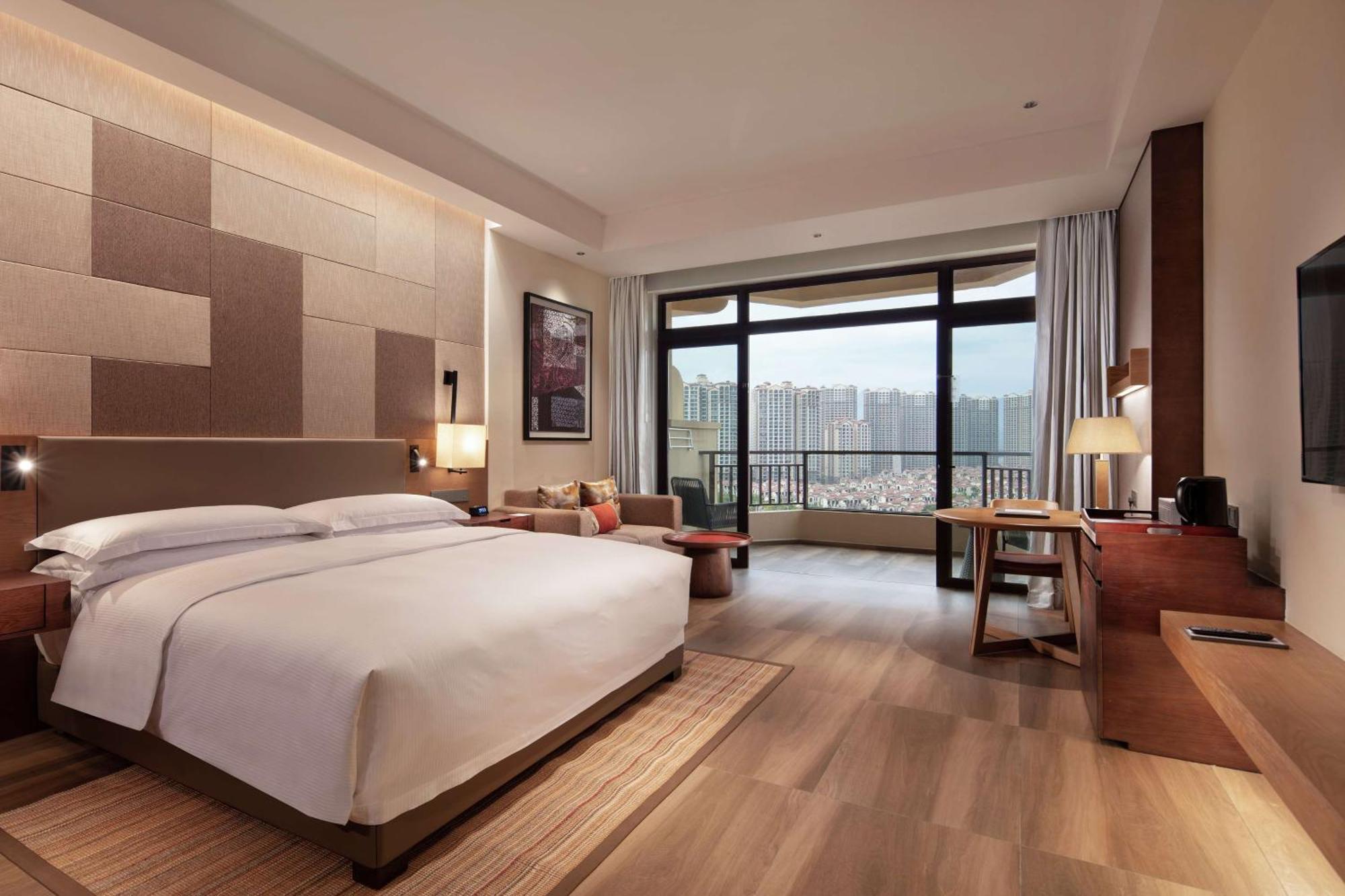 Doubletree By Hilton Huidong Resort Хуижоу Екстериор снимка