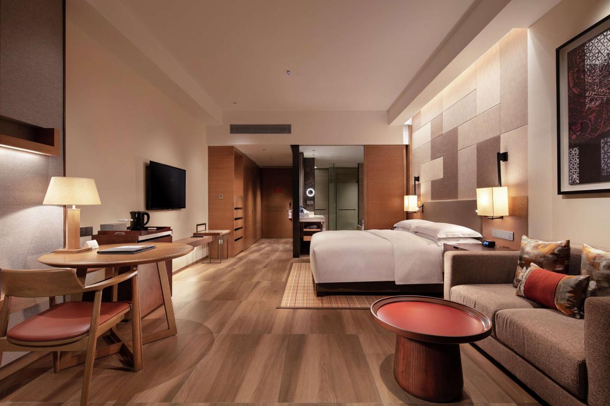 Doubletree By Hilton Huidong Resort Хуижоу Екстериор снимка
